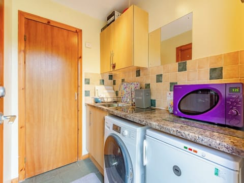 Kitchen | Riverfoot, Glenelg, by Kyle, Ross-Shire