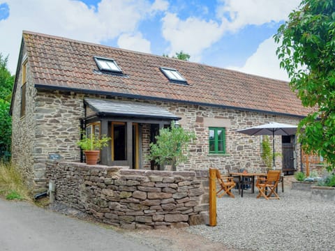 Cosy barn conversion | The Cider Barn at Emmings Farm, Elton, Newnham-on-Severn