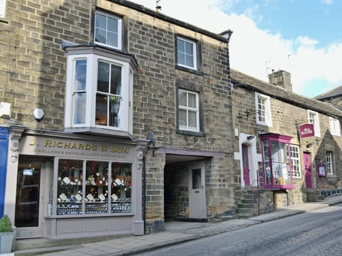 18th century holiday apartment | The Old Clockmakers, Pateley Bridge