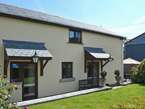 Delightful, detached holiday cottage | Stowford Barton Cottage - Swallows Nest - Stowford Barton Cottages, Stowford, Okehampton
