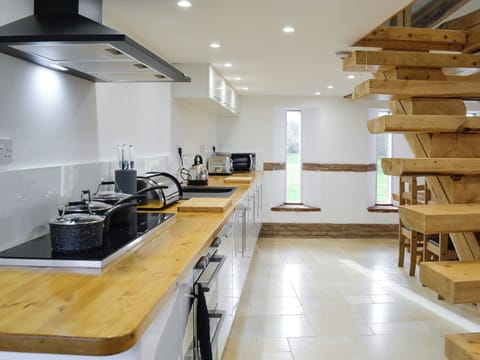 Comprehensively equipped kitchen | Combe View - Lower North Radworthy Cottages, Heasley Mill, near South Molton