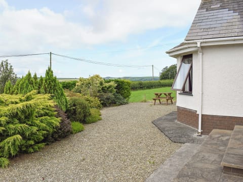 Well-maintained patio and garden areas | Bryneirin, Bwlchyfadfa, Talgarreg