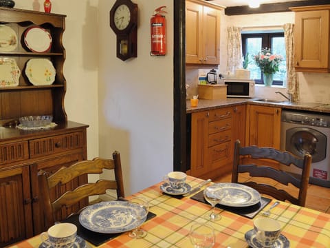Kitchen/diner | Harrop Fold Cottages - Bradley House, Harrop Fold, nr. Clitheroe