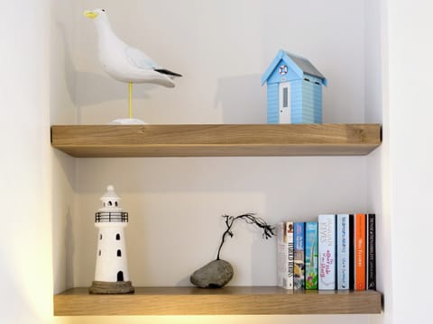 Living room/dining room | Castle Cottage, Criccieth