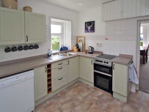 Kitchen | Dunmaghlas, Pirnmill, Isle of Arran