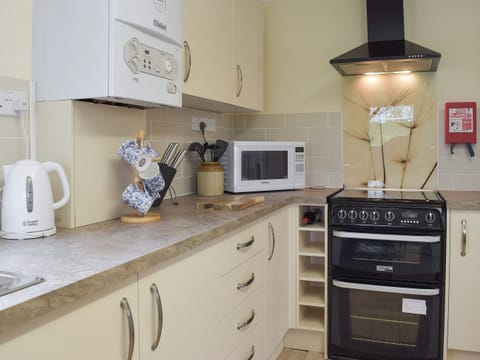 Kitchen | The Old Coach House - Hayscastle Cottages, Hayscastle