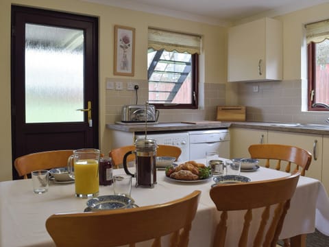 Kitchen /diner | The Old Coach House - Hayscastle Cottages, Hayscastle