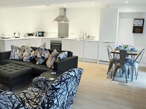 Generous sized open plan living space | Alnwick Malthouse, Alnwick