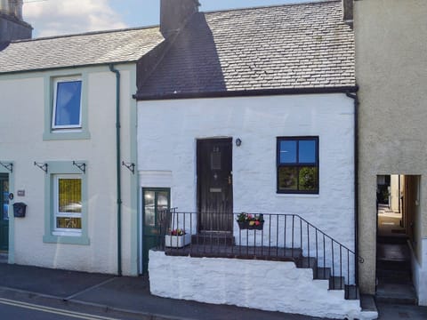 Tucked away down a quiet residential street, close to the town centre | Little Cottage, Wigtown