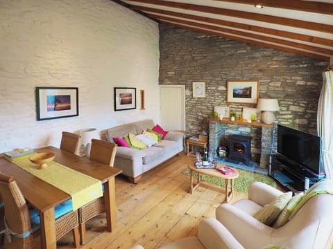 Living room/dining room | Crwys Farm - The Dairy, Three Crosses, Gower, Swansea