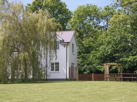 Large open gardens | Cornant, Llechryd, near Cardigan