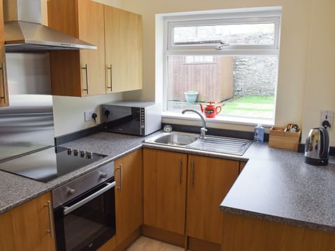 Kitchen | Vale View, Richmond