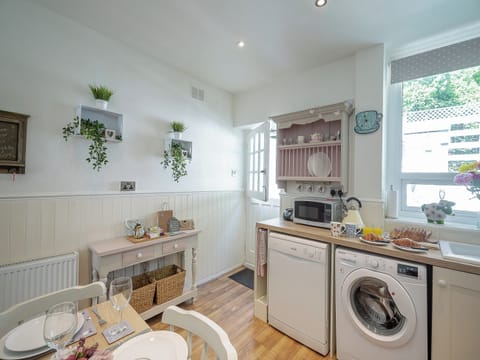 Kitchen/diner | Hyfrydle, Llandudno