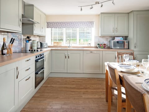 Kitchen/diner | Seascape - Proctors Stead Cottages, Dunstan, near Craster