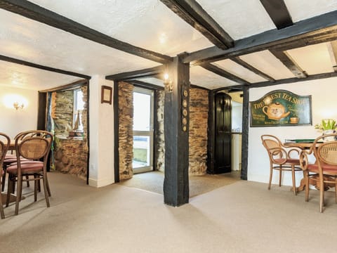 Dining Area | Manor House, West Pentire