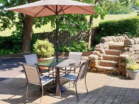Sitting out area | Waterfall Cottage - Lumsdale Cottages, Lumsdale, Tansley Wood, near Matlock