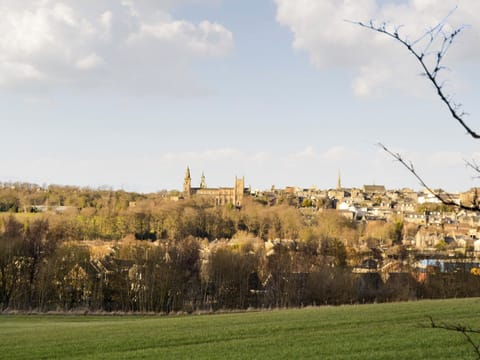 Splendid view over Dunfirmline
