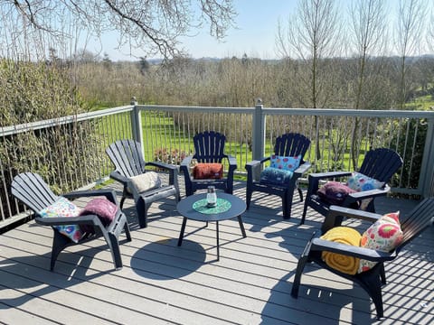 Decking | The Goyle - Lawpit Lodges, Uplowman, near Tiverton