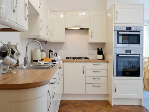 Modern fitted kitchen | Seascape, Inverboyndie, near Banff