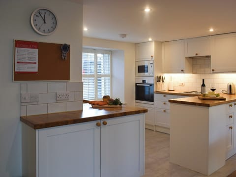 Contemporary kitchen | Rowanlea, Muthill, near Crieff