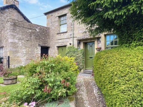 Exterior and garden | Spoutscroft Cottage, Austwick, near Settle