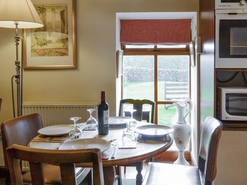 Convenient dining area | Rowan Tree Cottage, Glenisla
