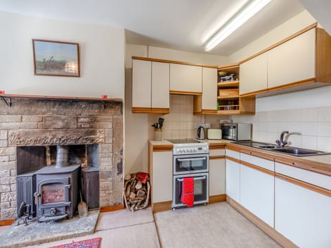 Kitchen area | Coachman’s Cottage - The Old Rectory Cottages, Wark, near Hexham