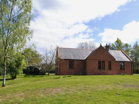 Large wrap-around garden | Perch Hall Cottage, Johnston Bridge, near Lockerbie