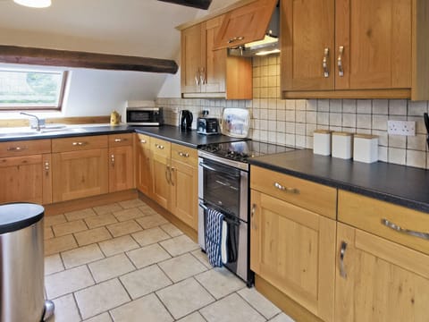 Kitchen | Graianog Bach, Llanllyfni, nr. Caernarfon