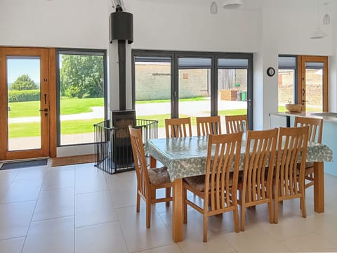 Dining Area | The Stalls - The Hayloft & The Stalls, Aynho, near Banbury