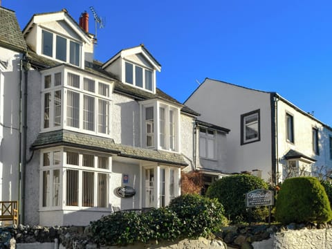 Delightful holiday property | Blencathra, Skiddaw, Catbells - Hillside Apartments, Keswick