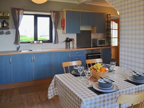 Lovely kitchen diner with with induction hob | Sea View, Shilbottle, near Alnwick