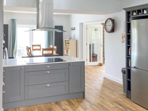 Kitchen/diner | Caefadog Fach, Barmouth