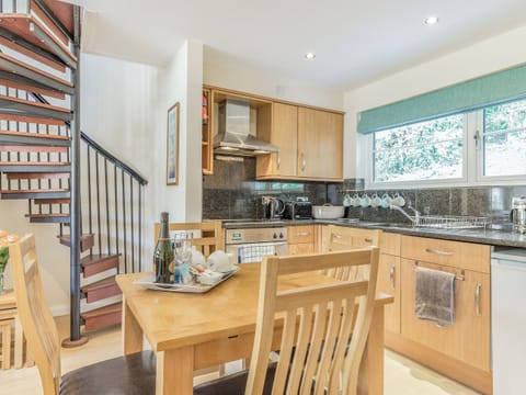 Kitchen area | Creekside, Little Petherick, near Padstow