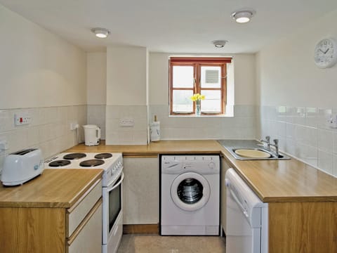 Kitchen | Barrowmead Cottage, Winscombe