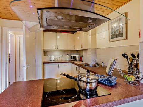 Kitchen area | Strawberries and Cream, Bowness on Windermere