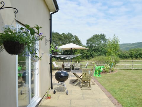 Garden | Barrowswood and Strawberry Lodge - Barrowswood, Cheddar