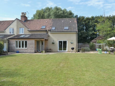 Exterior | Barrowswood and Strawberry Lodge - Barrowswood, Cheddar