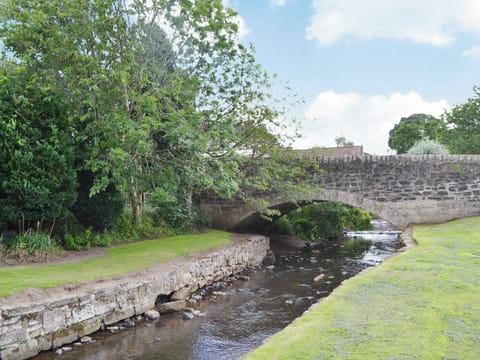 Surrounding area | Well Cottage, Ceres near Cupar