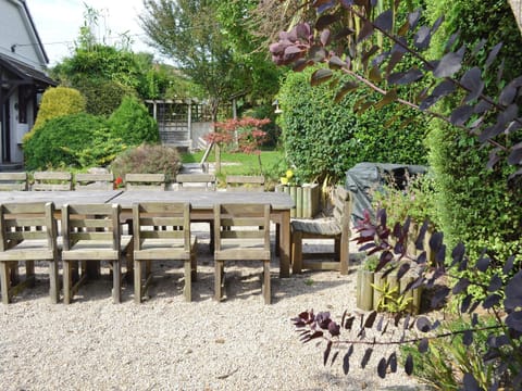 Sitting-out-area | Trelawn, Hayle, nr. St Ives