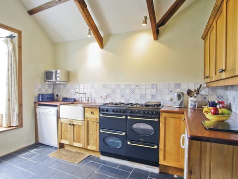 Manor House kitchen | Manor House, St Erth, Hayle