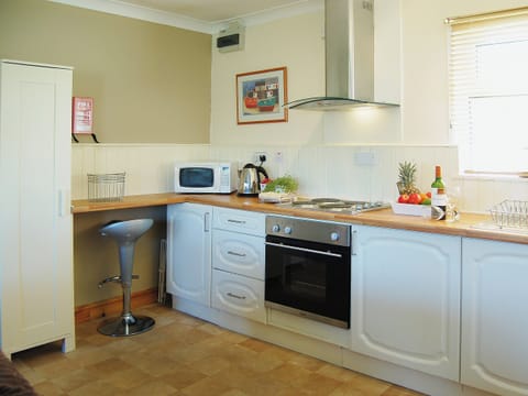 Open plan living/dining room/kitchen | Treginegar Cottages - Fistral, St Merryn, nr. Padstow