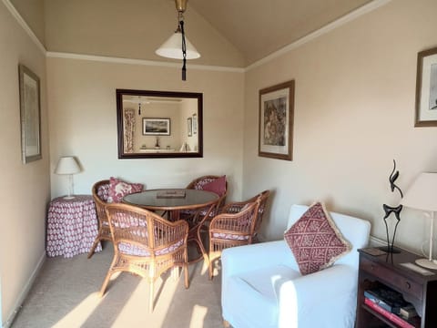 Living room/dining room | Tarandoun Cottage, Helensburgh