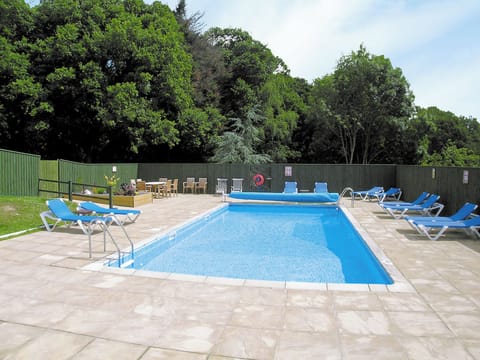 Swimming pool | Horselake Farm Cottages - Horselake Farmhouse, Cheriton Bishop