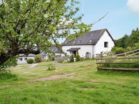 Exterior | Horselake Farm Cottages - Discovery, Cheriton Bishop