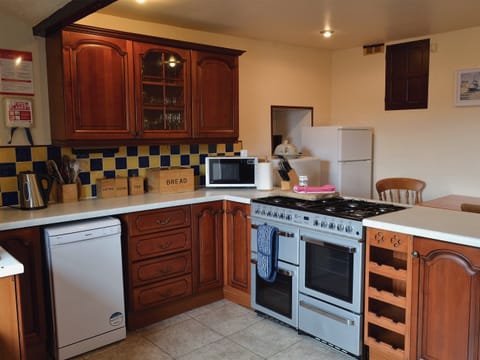 Kitchen | Wood Cottage, Buxworth, High Peak