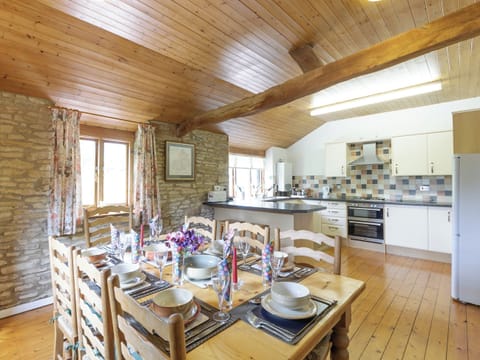 Large dining area adjoins kitchen | The Mill House, Lea, near Ross-on-Wye