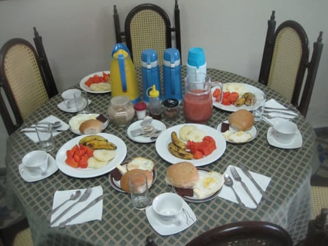 Daily continental breakfast (EUR 6 per person)