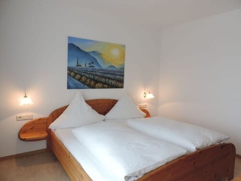 Business Double or Twin Room, Mountain View | Premium bedding, down comforters, soundproofing, free WiFi