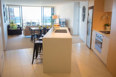 2 Bed Superior Ocean View | Private kitchen | Fridge, microwave, stovetop, dishwasher